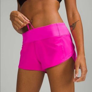 Lululemon speed up shorts 2.5 inch size 6